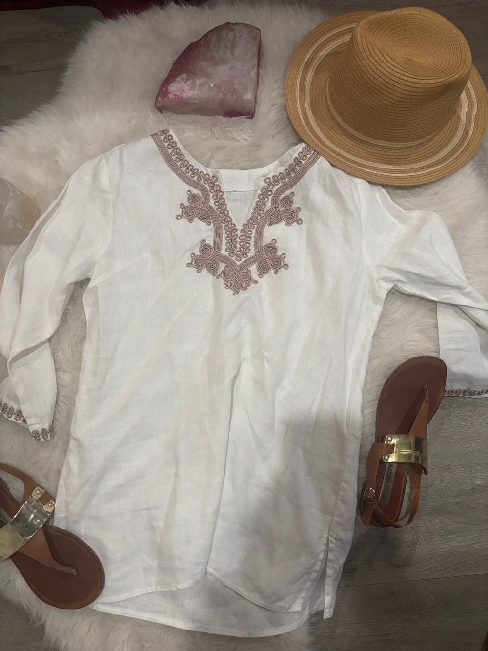 Sunspel White Tunic with Blush Embroidery V-Neck